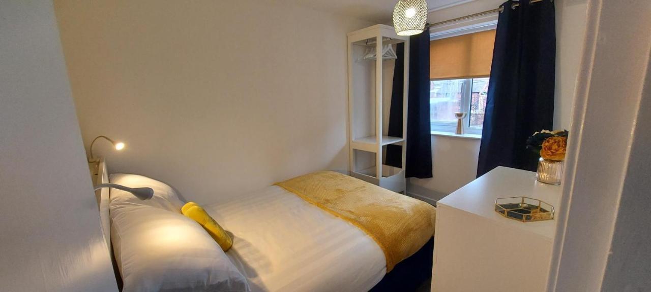The Tackeroo Suite Hednesford Eksteriør bilde