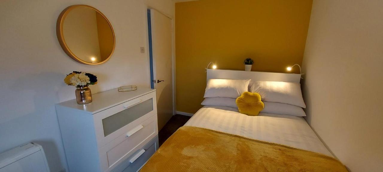The Tackeroo Suite Hednesford Eksteriør bilde